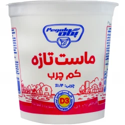 ماست غنی شده 700 گرم 1.4 درصد با ویتامین پگاه